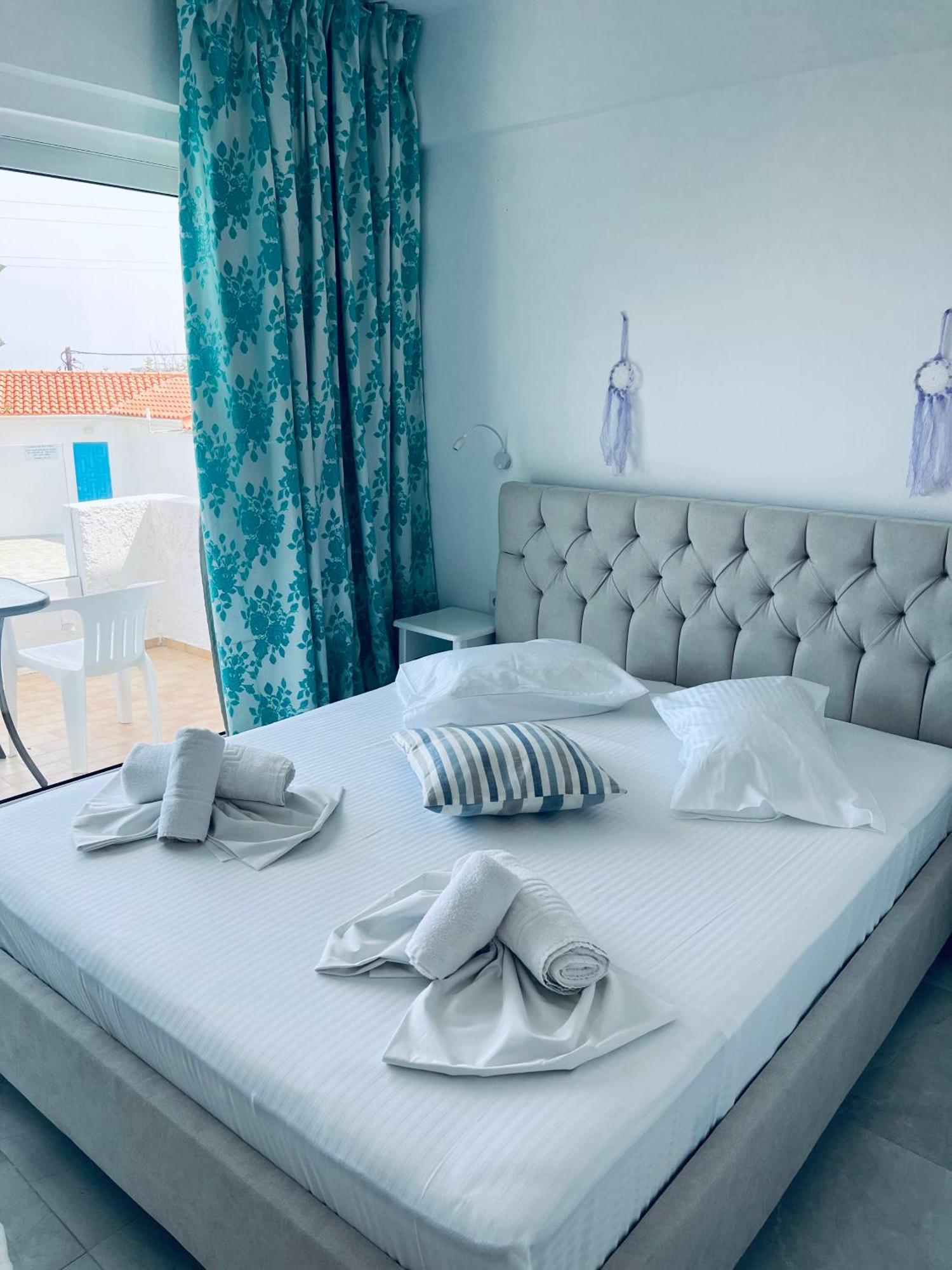 Silia Suites Malia  Bagian luar foto