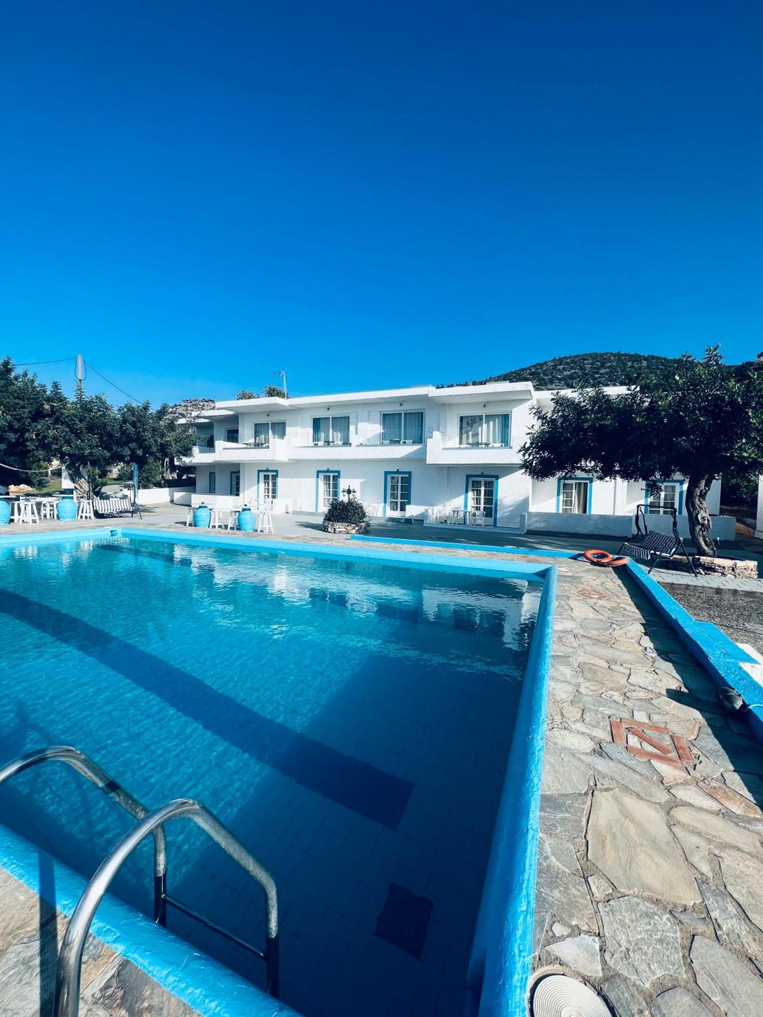 Silia Suites Malia  Bagian luar foto