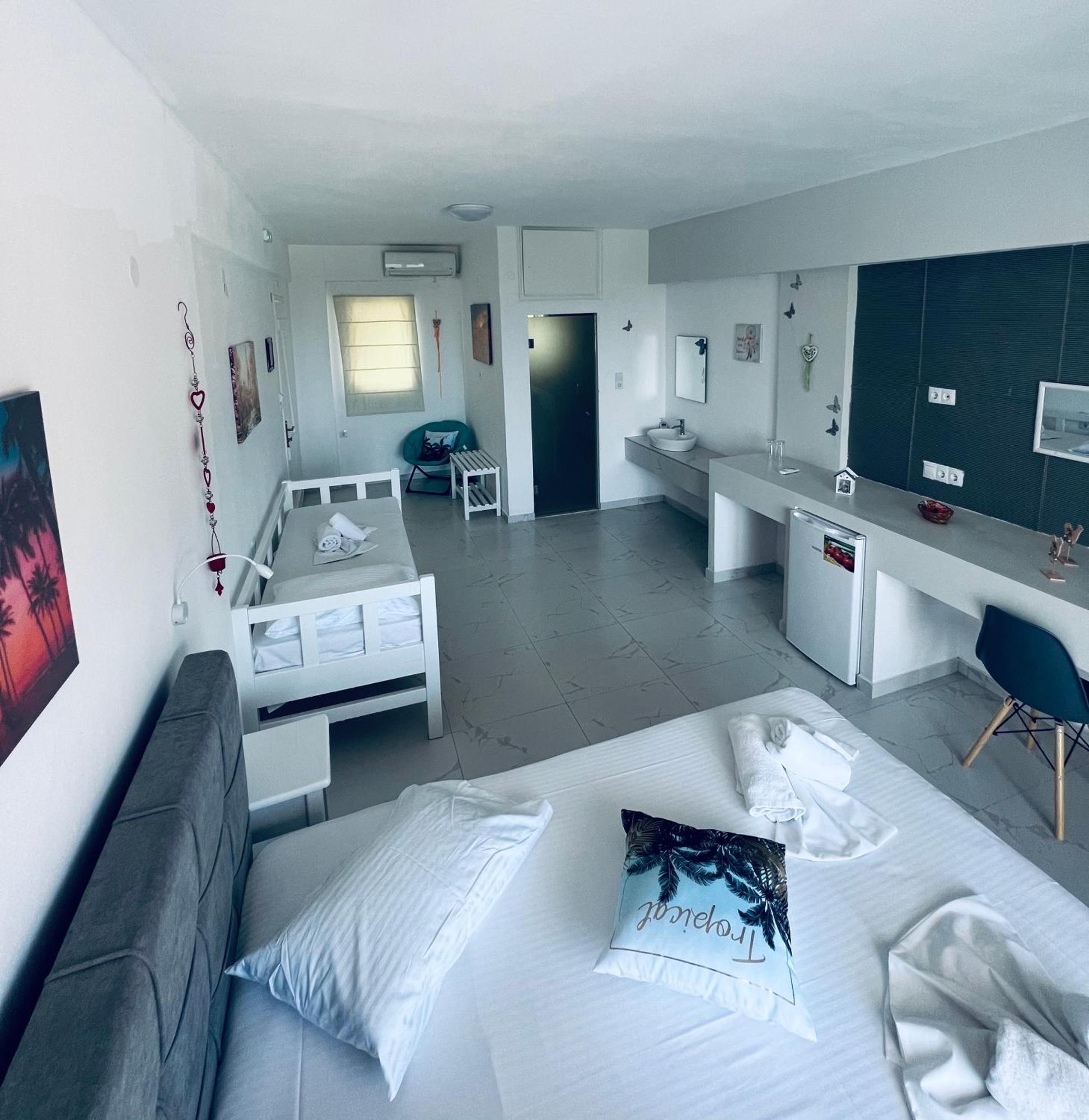 Silia Suites Malia  Bagian luar foto