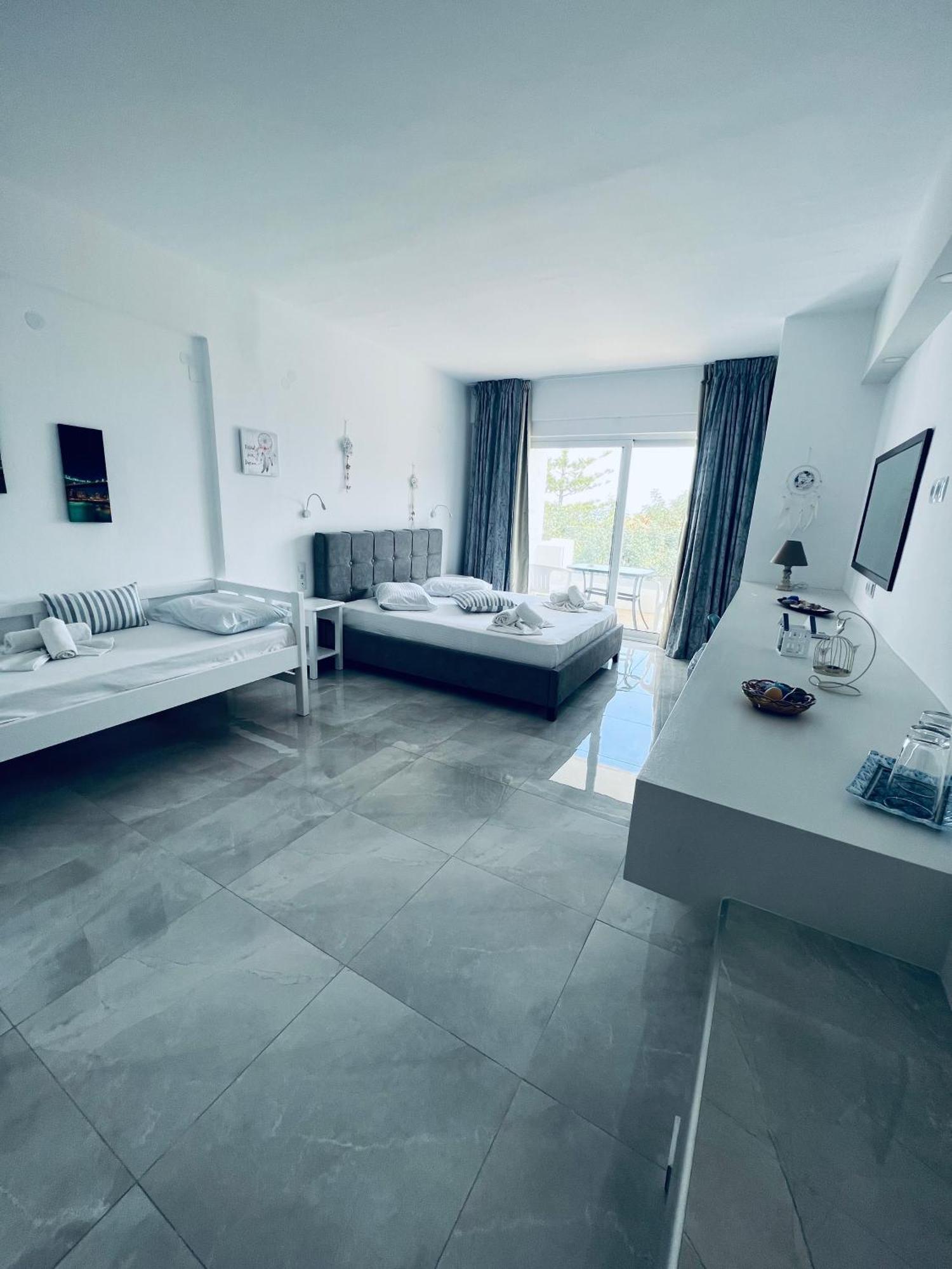 Silia Suites Malia  Bagian luar foto