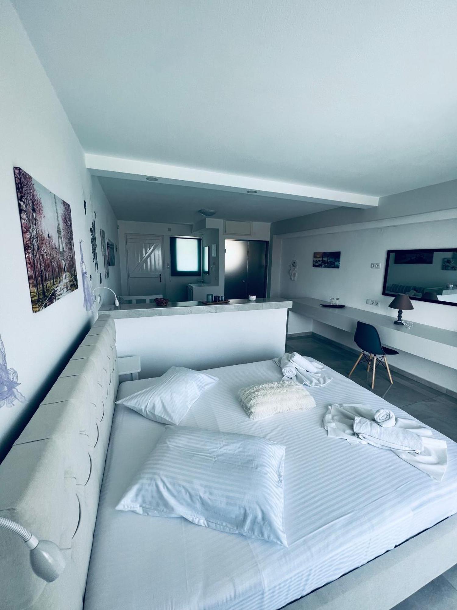 Silia Suites Malia  Bagian luar foto