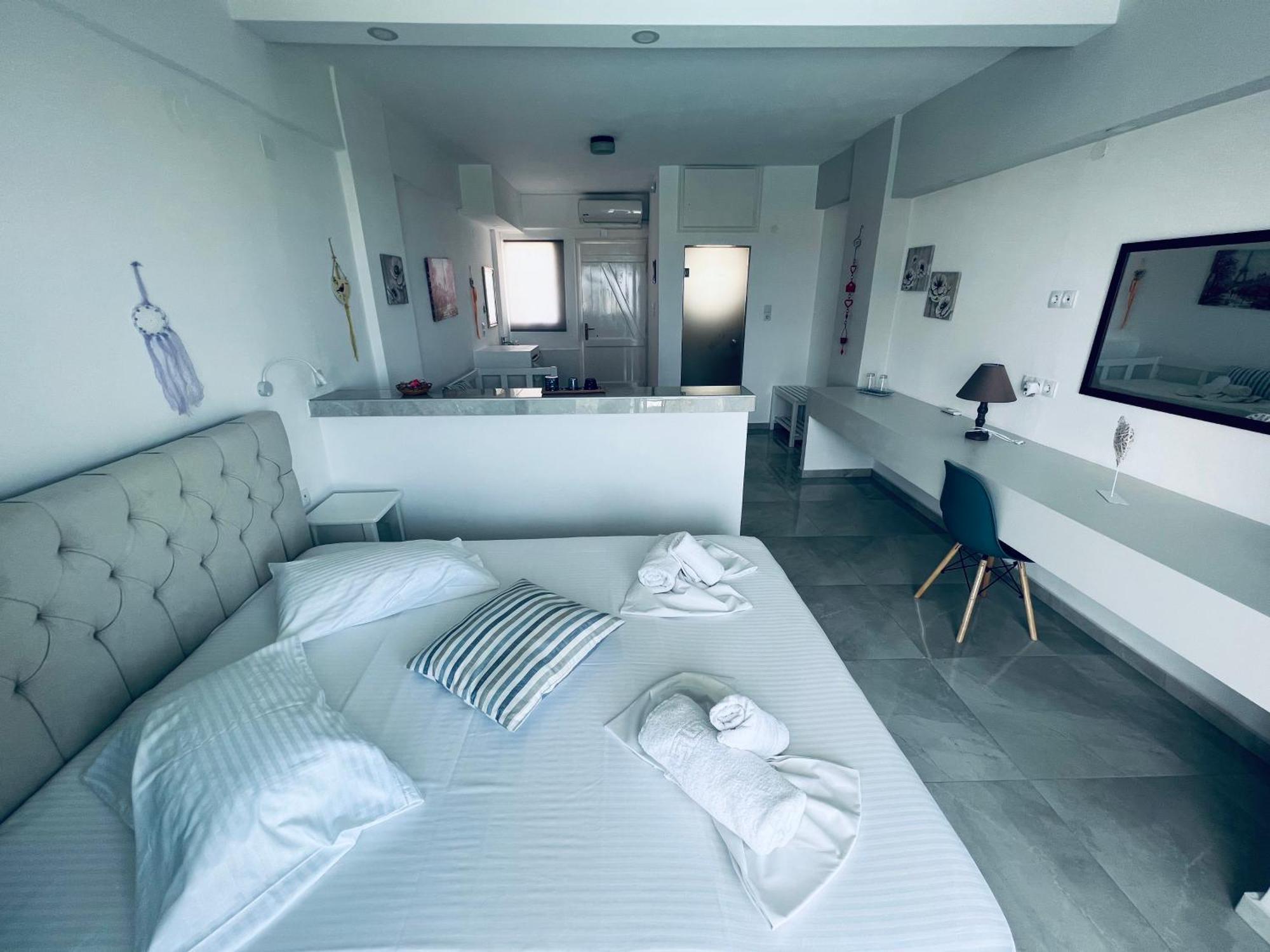 Silia Suites Malia  Bagian luar foto