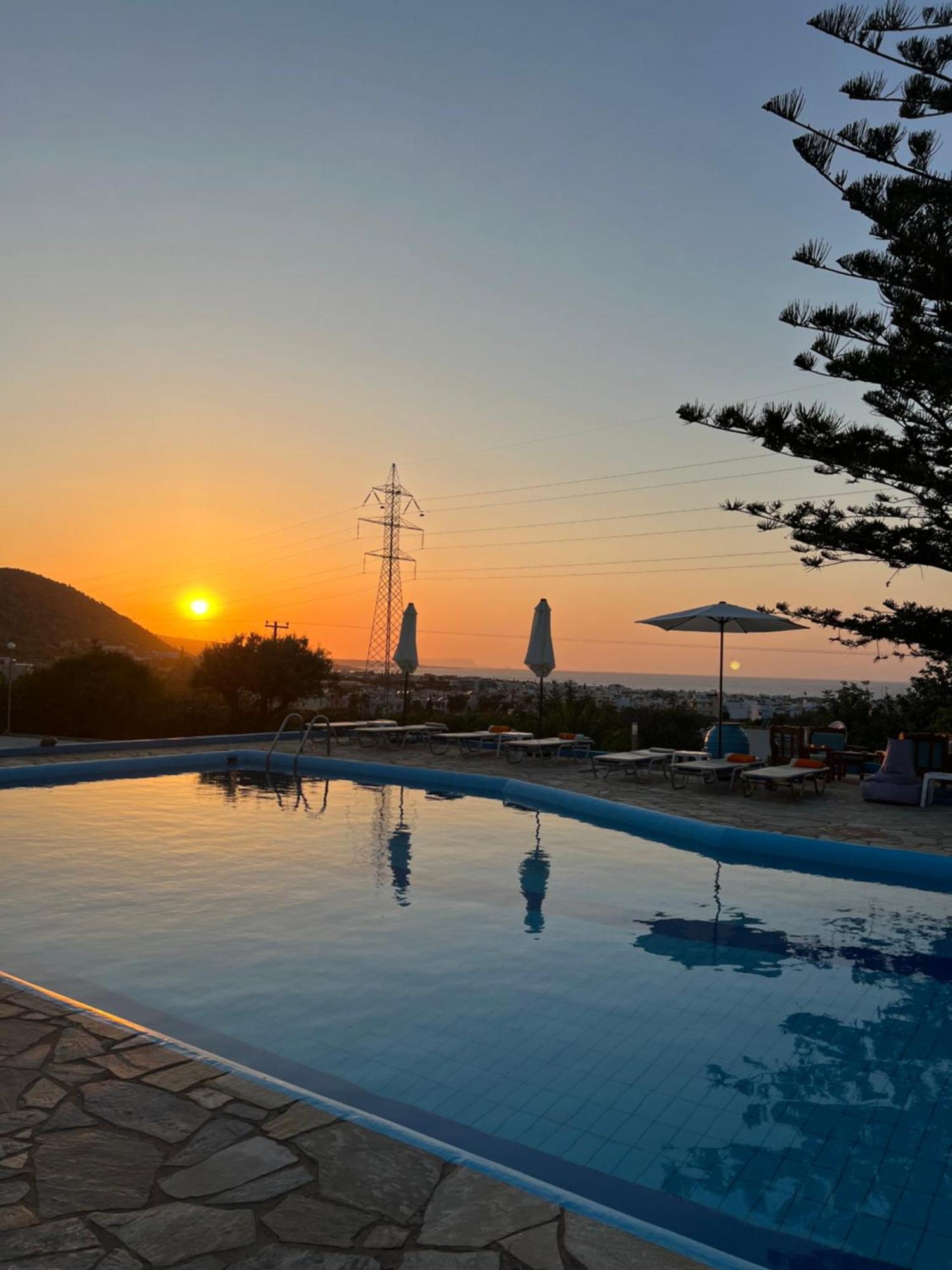 Silia Suites Malia  Bagian luar foto