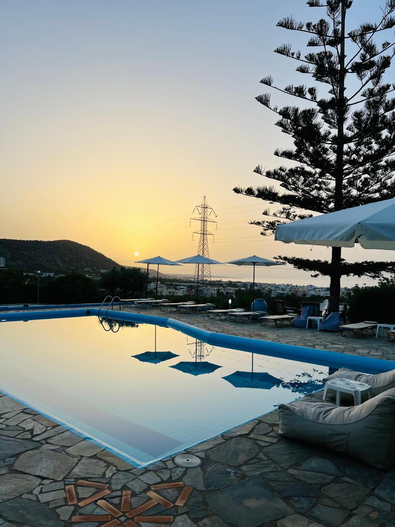 Silia Suites Malia  Bagian luar foto